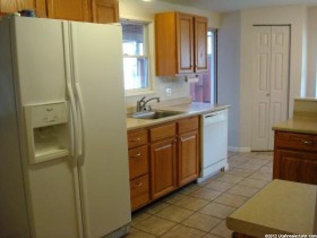 144 S 300 E, North Salt Lake, UT 84054 — photo 2
