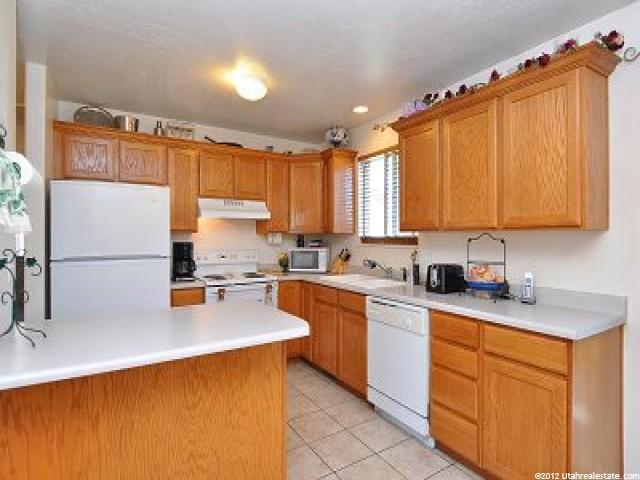 74 N 750 W, Layton, UT 84041 — photo 3