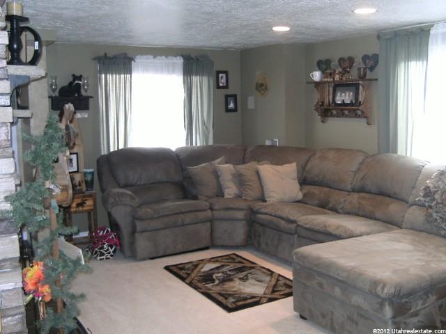 187 N Talbot Dr, Layton, UT 84041 — photo 3