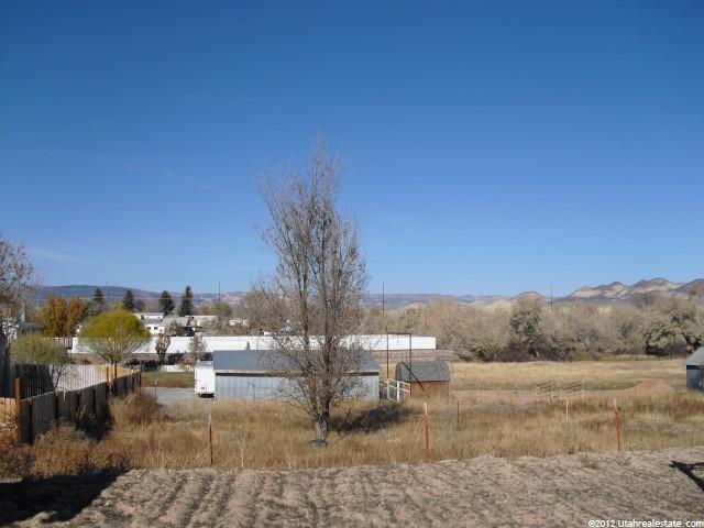 561 E 250 N, Vernal, UT 84078 — photo 9