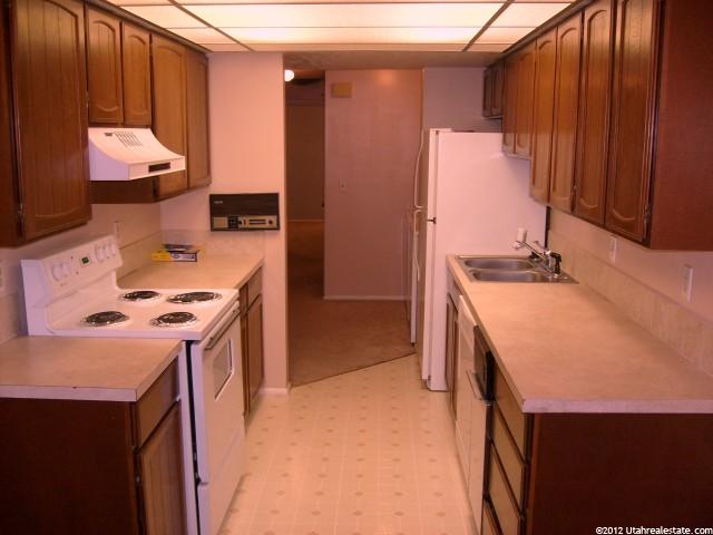 731 S 1650 E #D, Clearfield, UT 84015 — photo 5