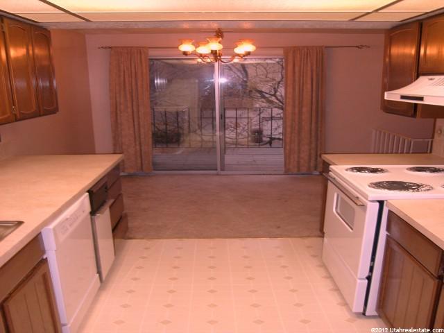 731 S 1650 E #D, Clearfield, UT 84015 — photo 6