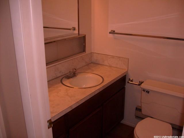 731 S 1650 E #D, Clearfield, UT 84015 — photo 8