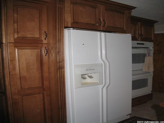 960 E 250 S, Kaysville, UT 84037 — photo 3