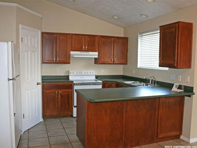 2142 N 1450 E, Layton, UT 84040 — photo 7