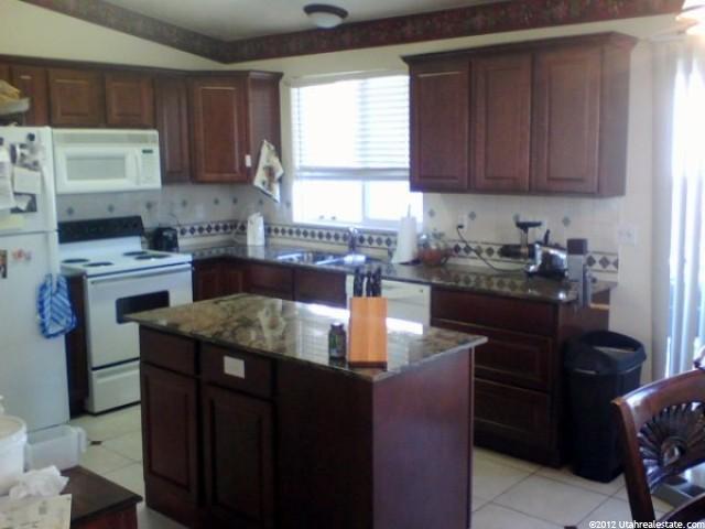538 N 1030 E, Pleasant Grove, UT 84062 — photo 2