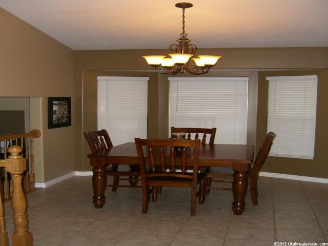 323 E 1375 N, Layton, UT 84041 — photo 3