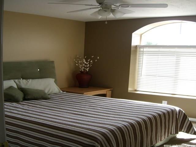 323 E 1375 N, Layton, UT 84041 — photo 7