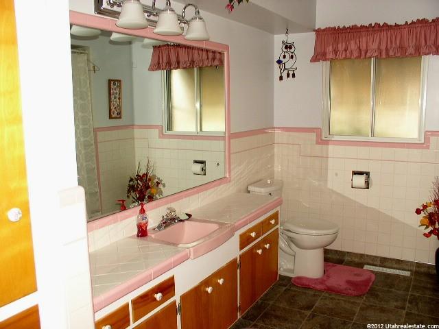 5816 S 2050 W, Roy, UT 84067 — photo 6