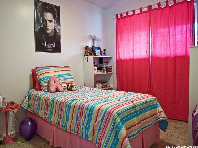 130 E Nicoletti Dr, Midvale, UT 84047 — photo 5