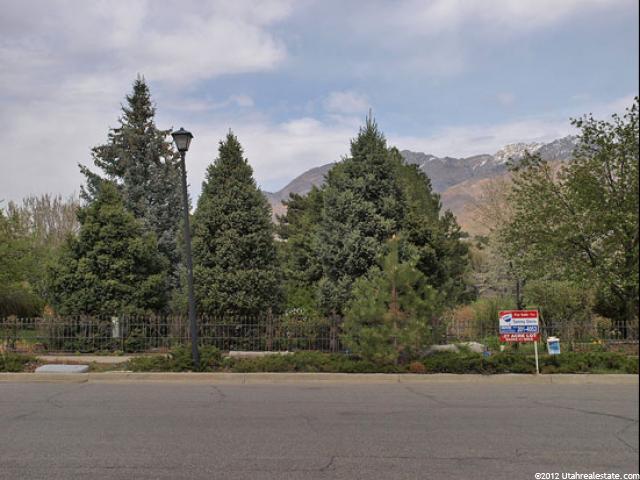 2823 E Willow Creek Dr, Sandy, UT 84093 — photo 2