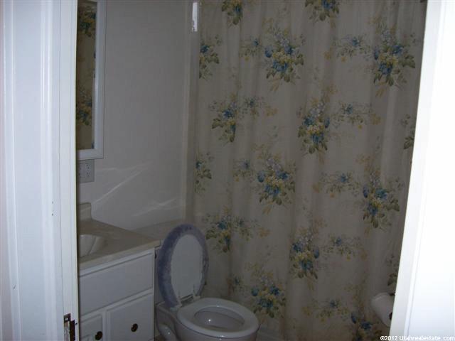 268 S State, Roosevelt, UT 84066 — photo 12