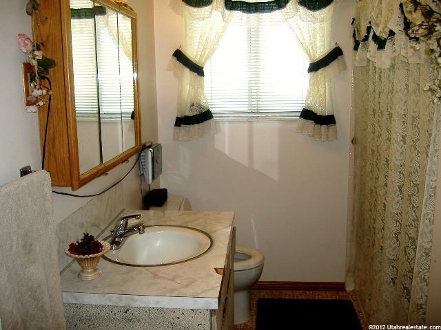 10334 S 615 E, Sandy, UT 84070 — photo 7