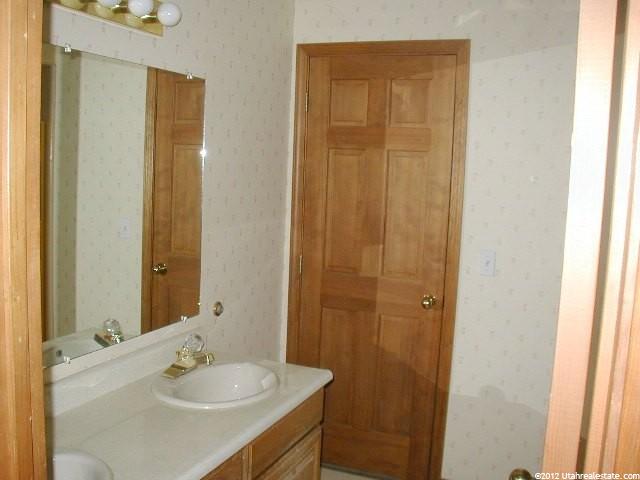 8325 S 300 E, Sandy, UT 84070 — photo 7