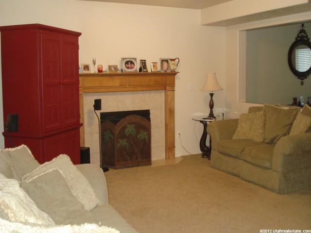 1437 N 2340 W, Clinton, UT 84015 — photo 4