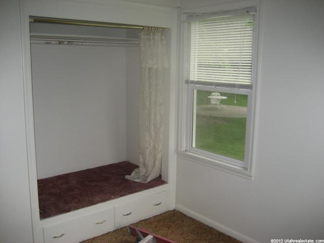 85 N Center St, Hyrum, UT 84319 — photo 3