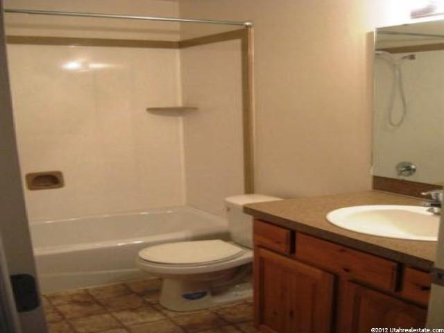 561 S Century Dr, Ogden, UT 84404 — photo 6