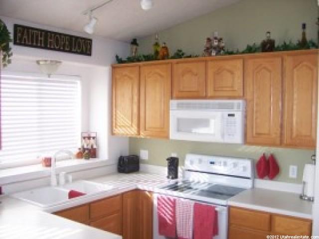 5597 S 4100 W, Roy, UT 84067 — photo 8