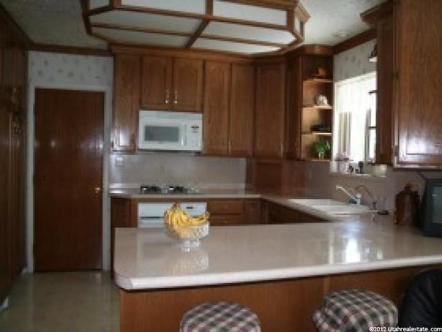 418 W 2700 S, Bountiful, UT 84010 — photo 3