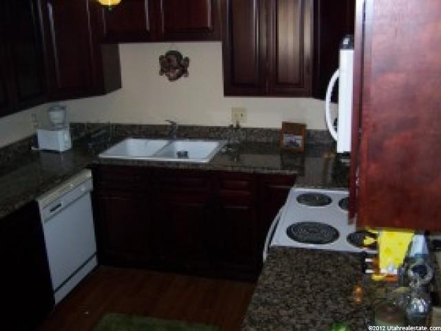 1815 E Vine St, Holladay, UT 84121 — photo 2