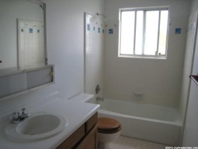 65 N Bowery St E, Grantsville, UT 84029 — photo 4
