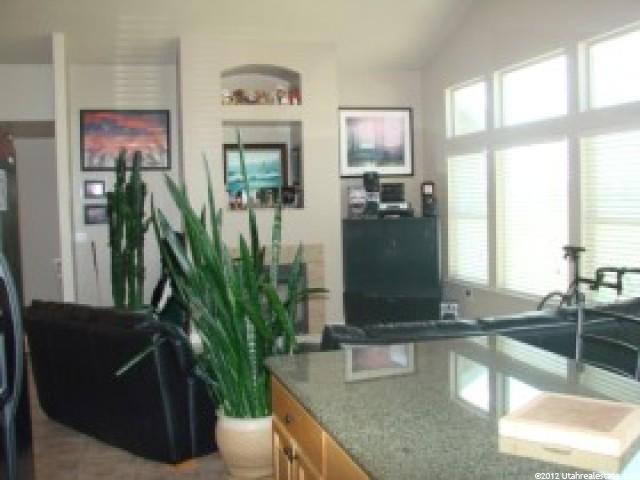 2790 W 3500 N, Farr West, UT 84404 — photo 6