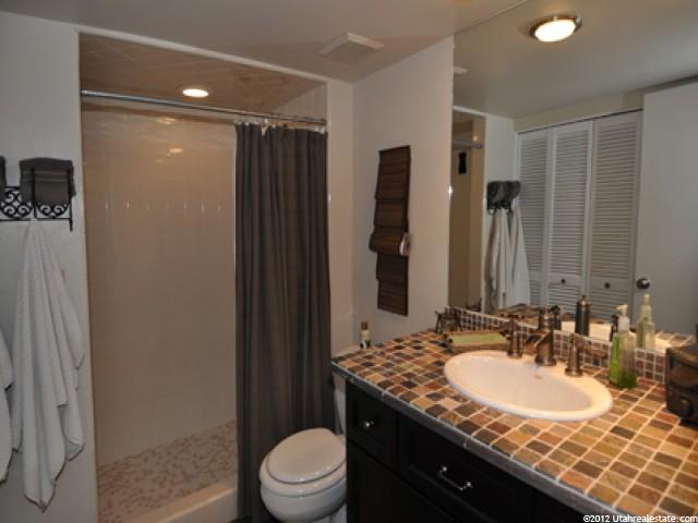 605 E 6910 S, Midvale, UT 84047 — photo 7