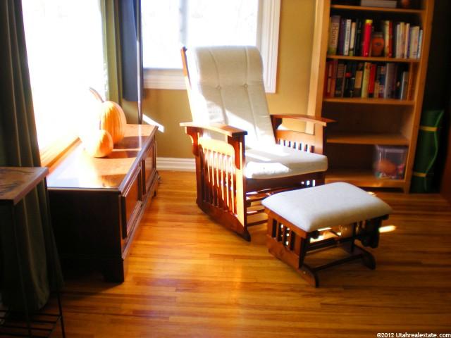 290 W 1700 S, Bountiful, UT 84010 — photo 2