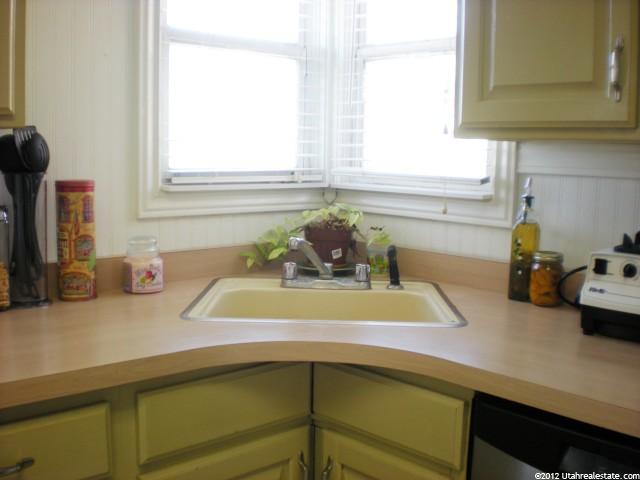 290 W 1700 S, Bountiful, UT 84010 — photo 7