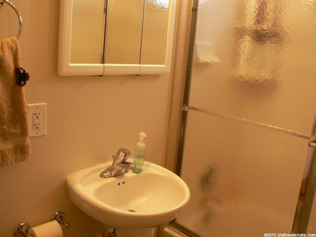 750 S 1000 W, Clearfield, UT 84015 — photo 8