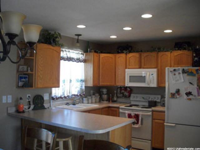 5393 S 3925 W, Roy, UT 84067 — photo 5