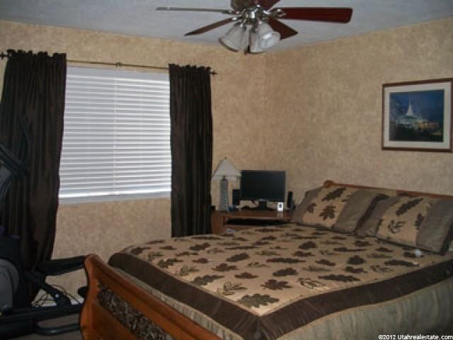 5393 S 3925 W, Roy, UT 84067 — photo 9