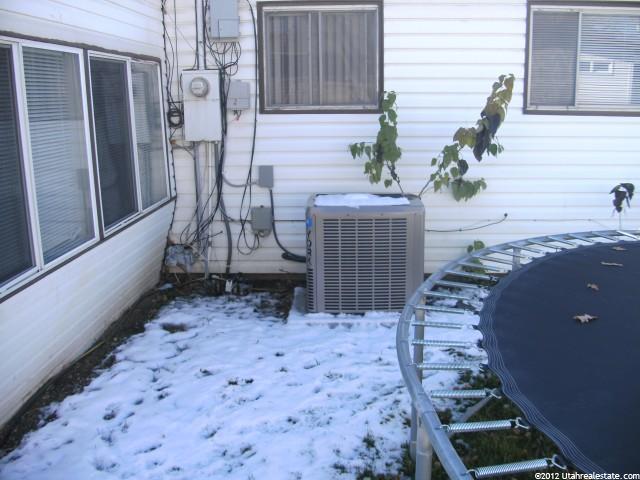 6297 S 400 E, Murray, UT 84107 — photo 10