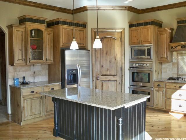 175 W 100 N, Wallsburg, UT 84082 — photo 2