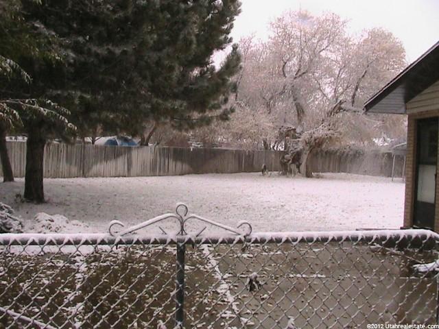 678 W 2240 N, Clinton, UT 84015 — photo 4
