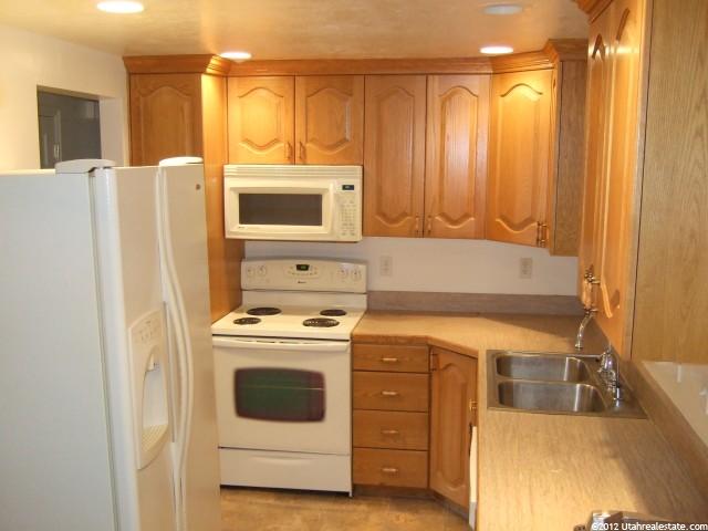 133 E 7800 S, Midvale, UT 84047 — photo 2