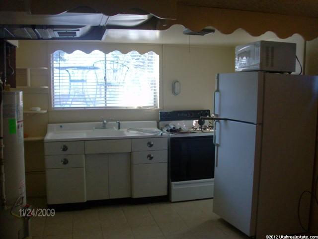 2825 Marilyn Dr, Ogden, UT 84403 — photo 8