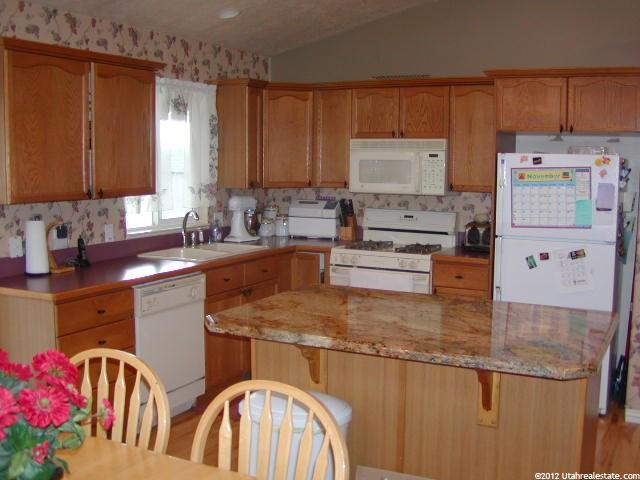 891 E 1750 N, North Ogden, UT 84414 — photo 2