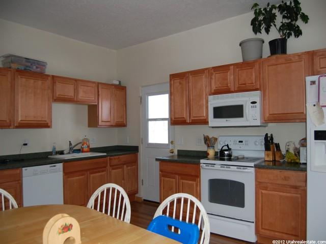 270 N 100 W, Hyrum, UT 84319 — photo 2