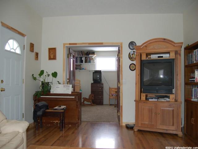 270 N 100 W, Hyrum, UT 84319 — photo 4
