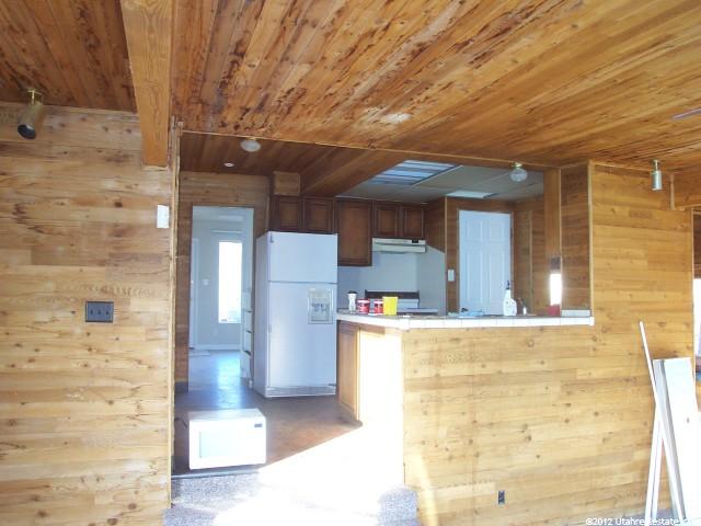 929 Bel Mar Dr, Ogden, UT 84403 — photo 3