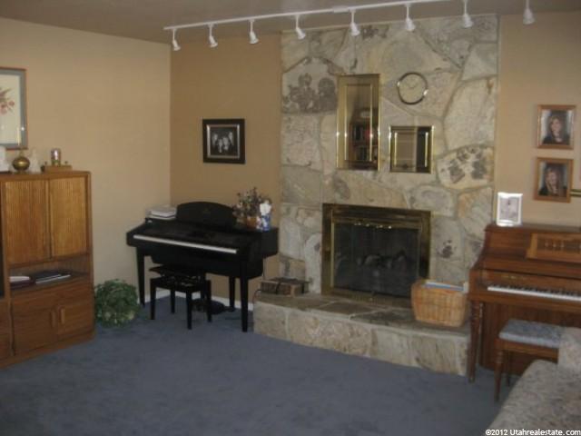 762 Savannah Dr, Sandy, UT 84094 — photo 2