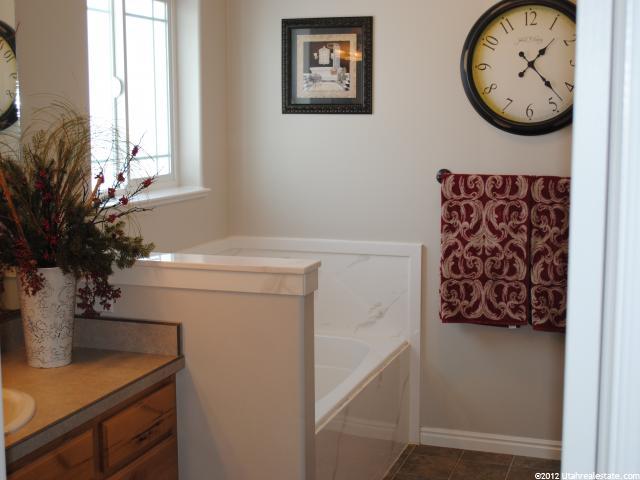 987 W 2880 S, Nibley, UT 84321 — photo 5