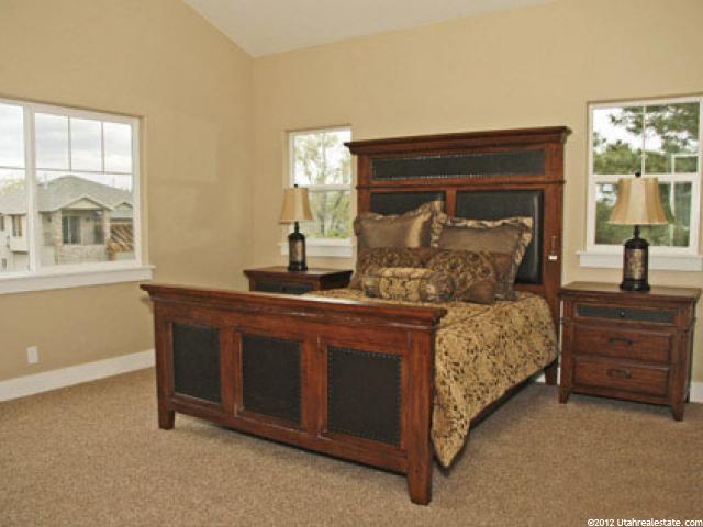 589 E Park Plaza, Midvale, UT 84047 — photo 4