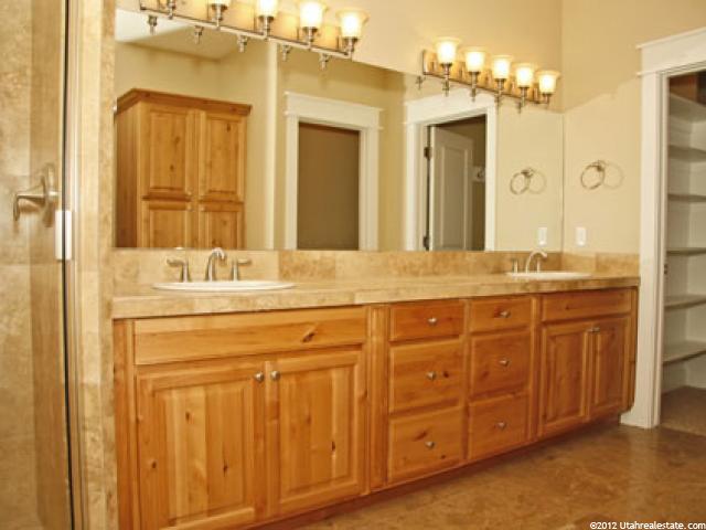 589 E Park Plaza, Midvale, UT 84047 — photo 5
