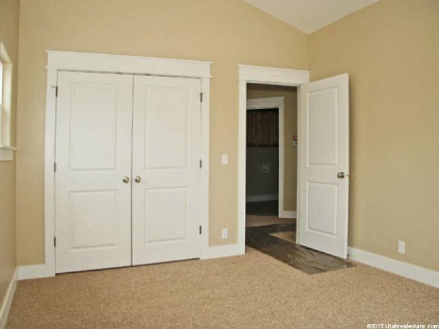 589 E Park Plaza, Midvale, UT 84047 — photo 7