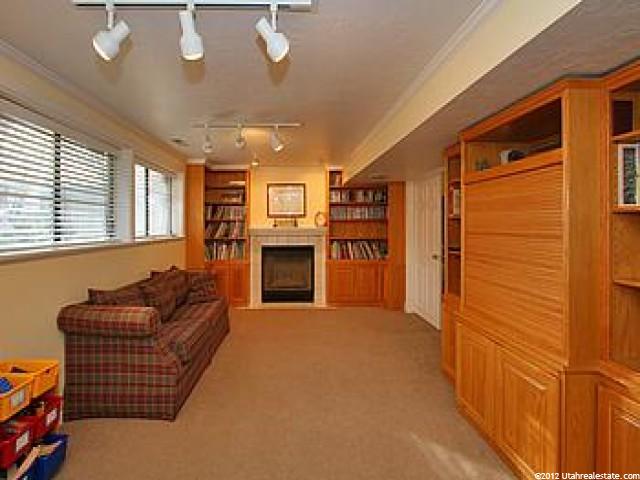 1401 E Knollwood Dr, Sandy, UT 84092 — photo 5