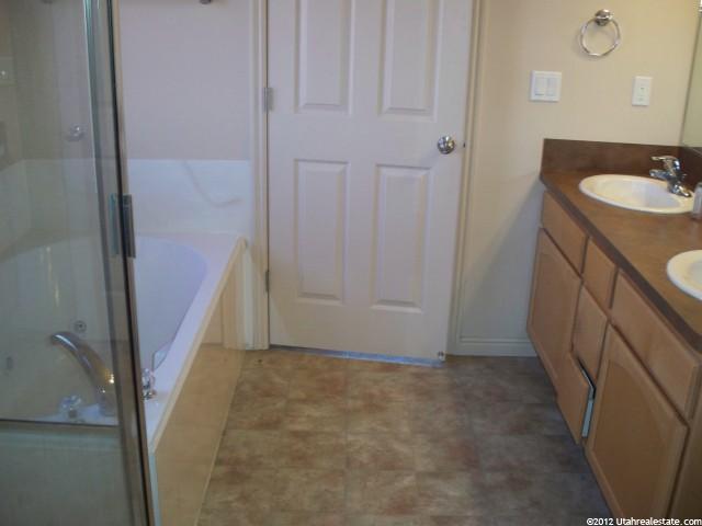 2077 N 250 E, North Ogden, UT 84414 — photo 5