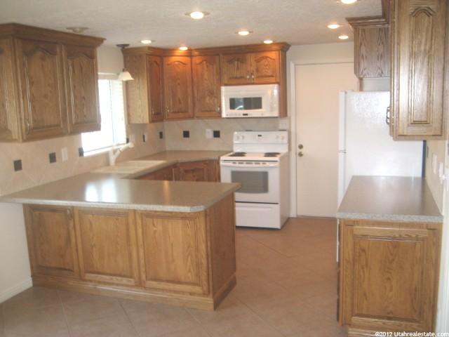 2572 N 300 E, North Logan, UT 84341 — photo 2
