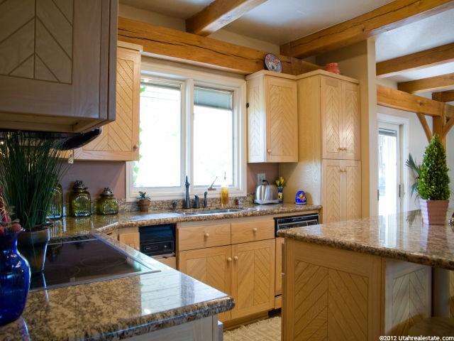 2206 E Gambel Oak Dr, Sandy, UT 84092 — photo 3
